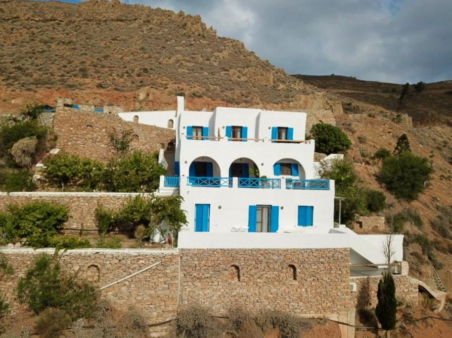 Theoreion Tholária Exterior photo