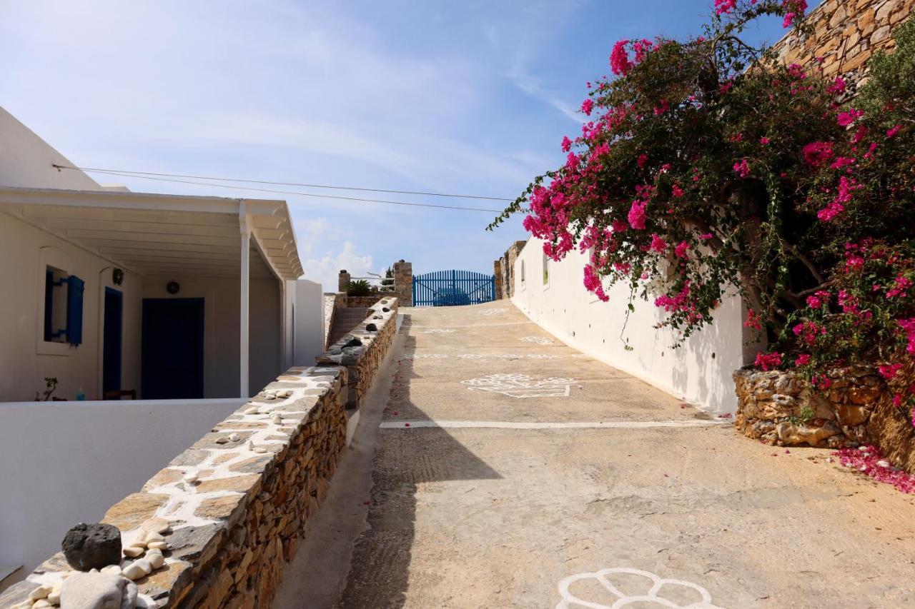 Theoreion Tholária Exterior photo