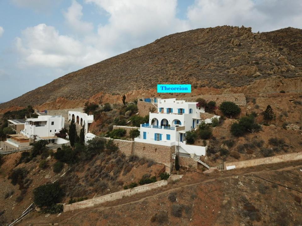 Theoreion Tholária Exterior photo